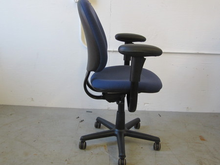 C3683 - Steelcase Criterion Chairs
