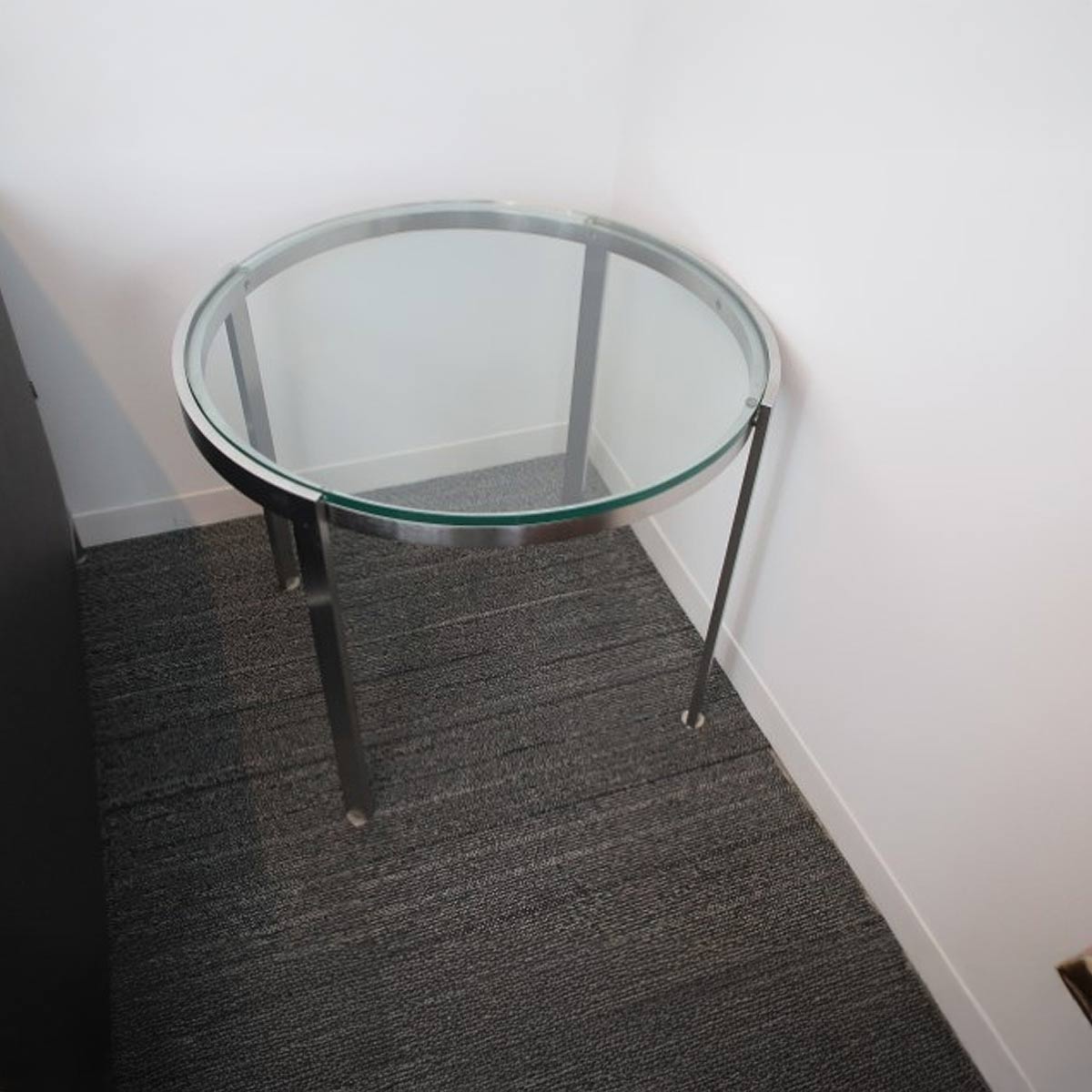 R6523 - Glass End Table