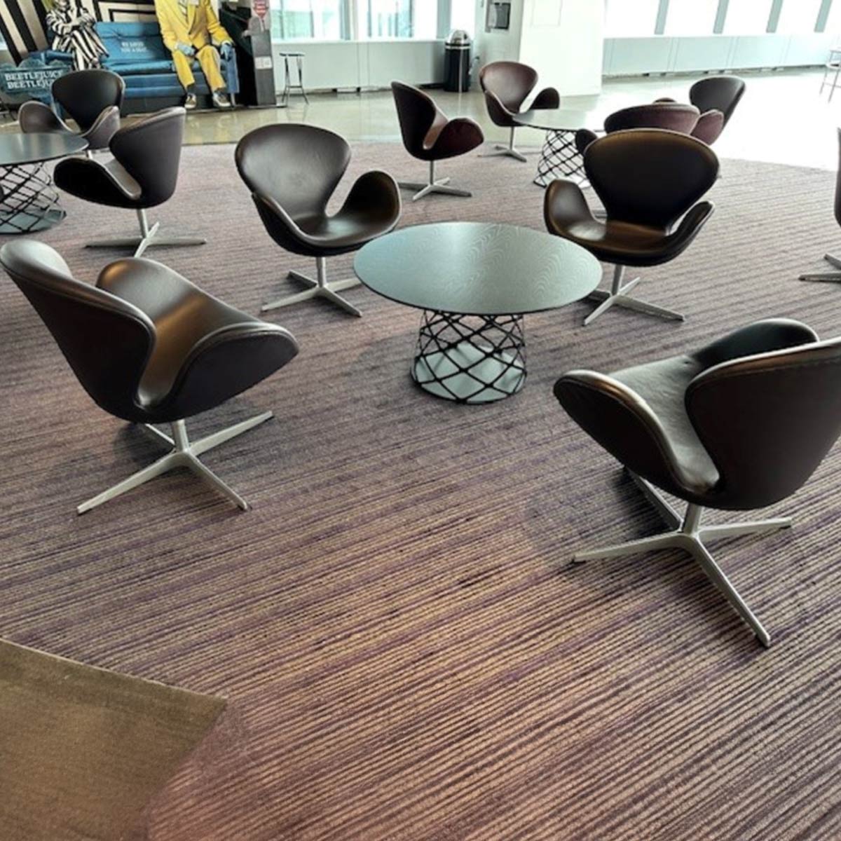 R6576 - 36" Round Coffee Table