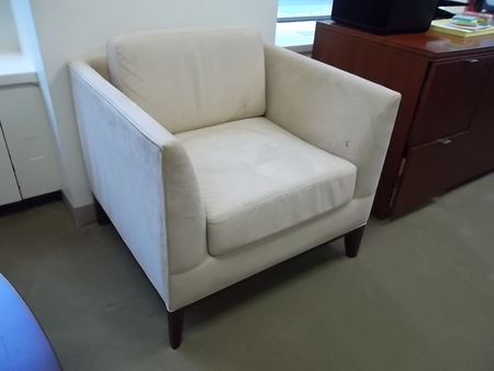 R3246 - Bernhardt Club Chairs