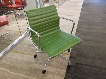 C3163 - Herman Miller Chairs