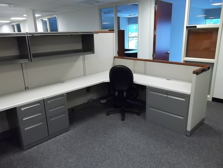 W3181 - Steelcase Avenir Double Stations                                                       