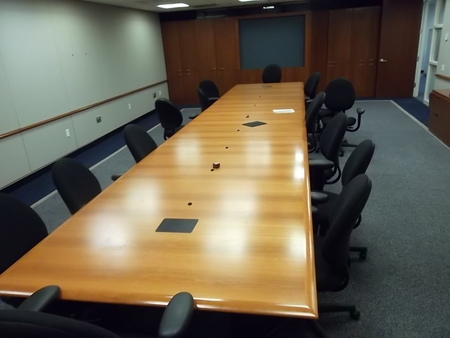 T3193 - 24' Vecta Conference Table