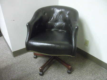 C2694 - Traditional Barrel Back Chairs