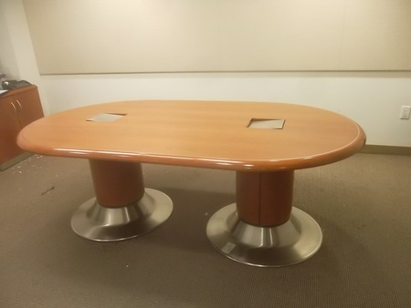 T2749 - 8' Geiger Conference Table and Credenza Set