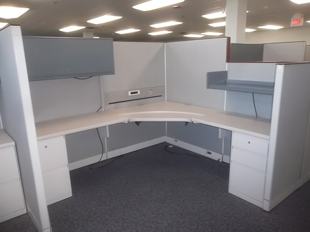 W2813 - Steelcase 9000 Enhanced Workstations