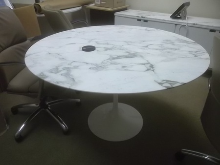 T3001 - Knoll Marble Round Table