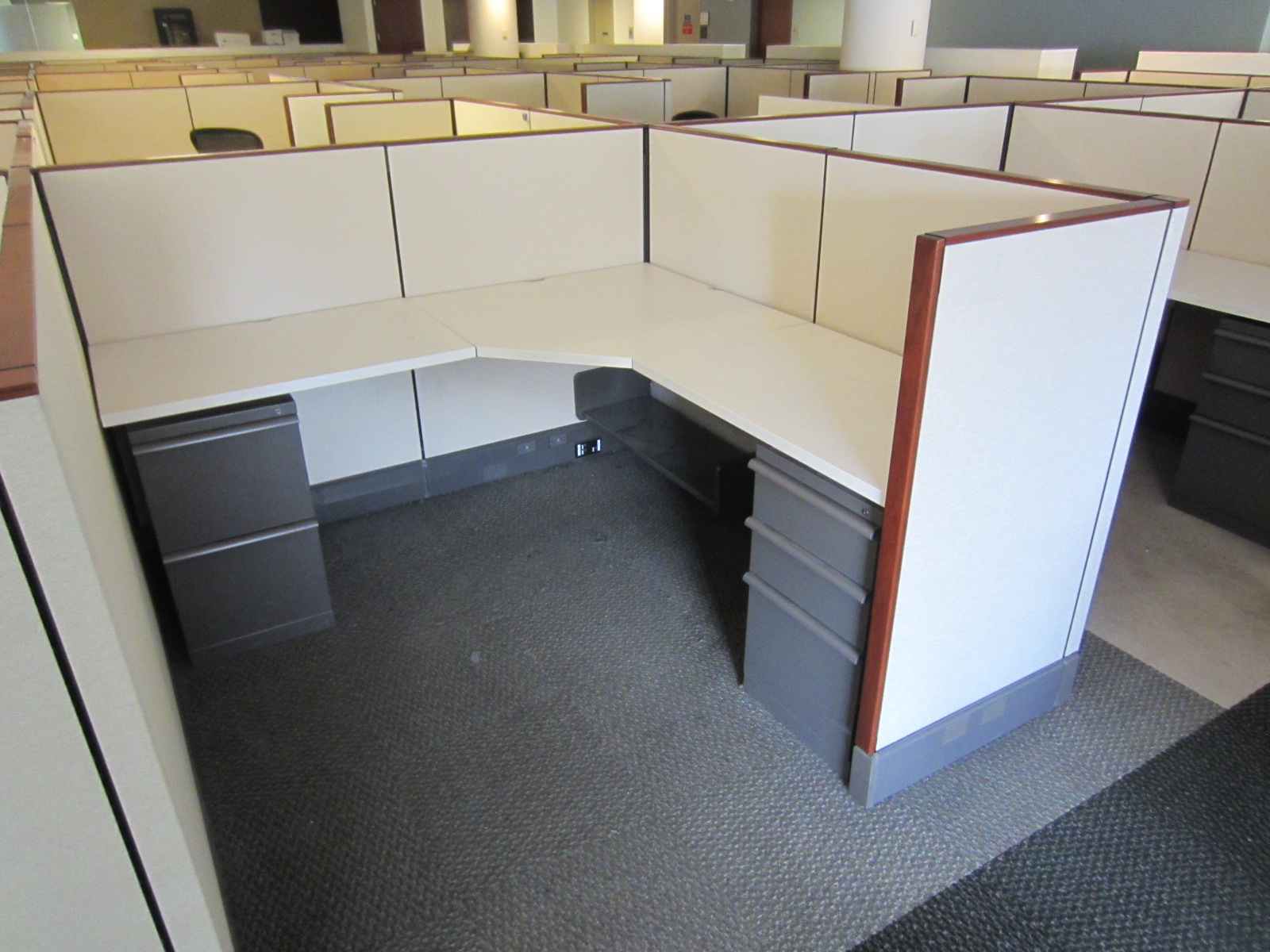 W6085 - Herman Miller AO3 Used Cubicles