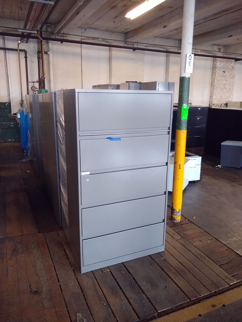 F6147 - Steelcase 900 Series Lateral Files.