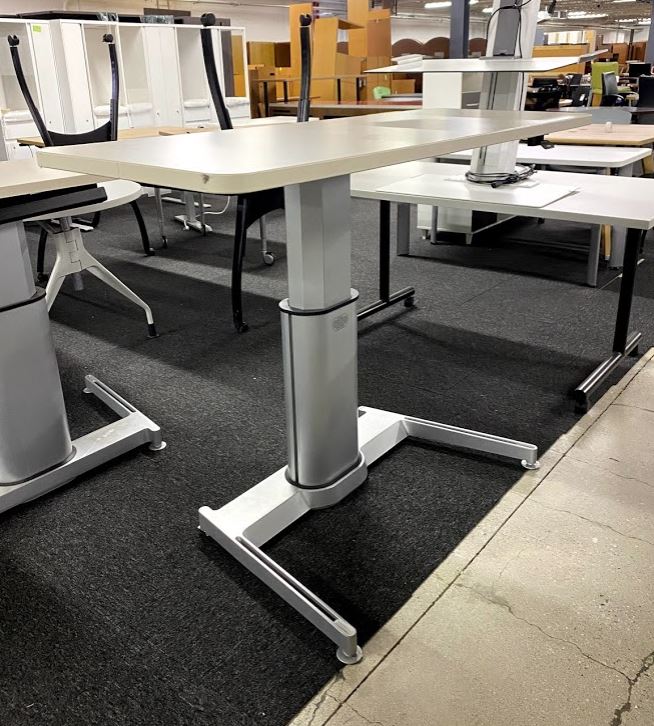 D12156 - Steelcase Air Touch Sit-Stand Desk