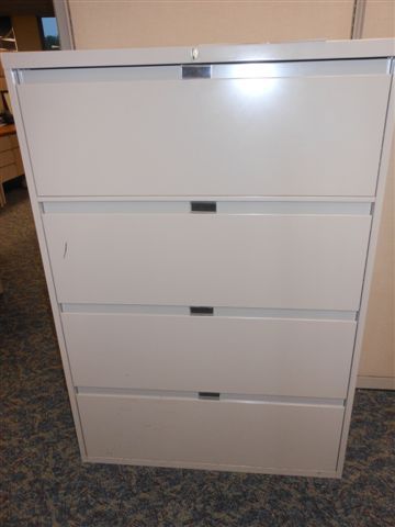 F3275 - Steelcase 4 Drawer Files