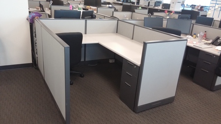 W4040 - Steelcase Avenir Workstations