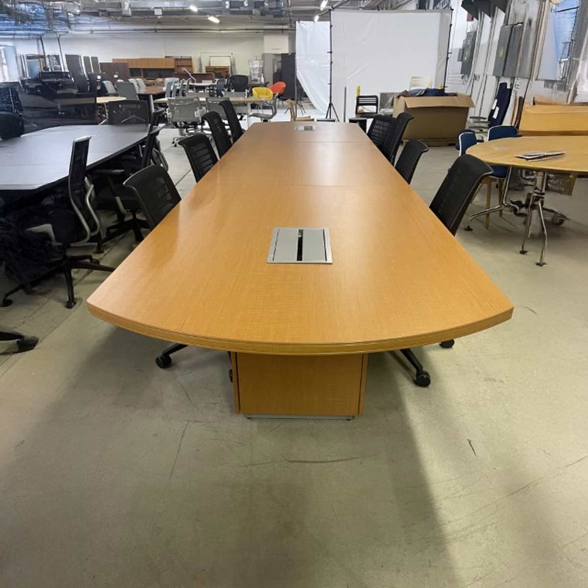 T12338 - 18' Conference Table