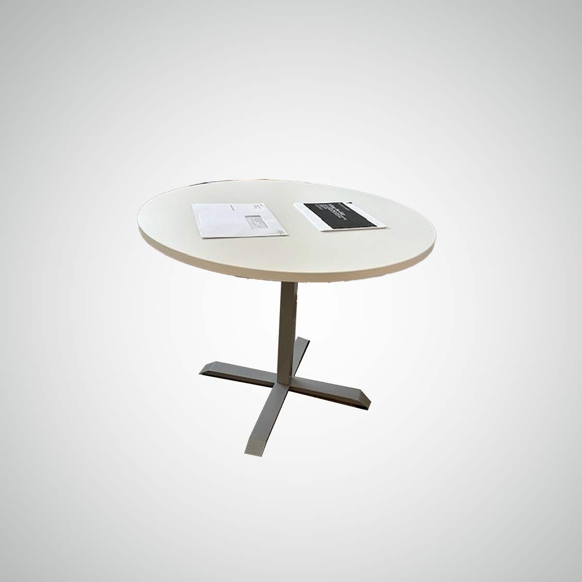 T12380 - 36" Laminate Round Tables