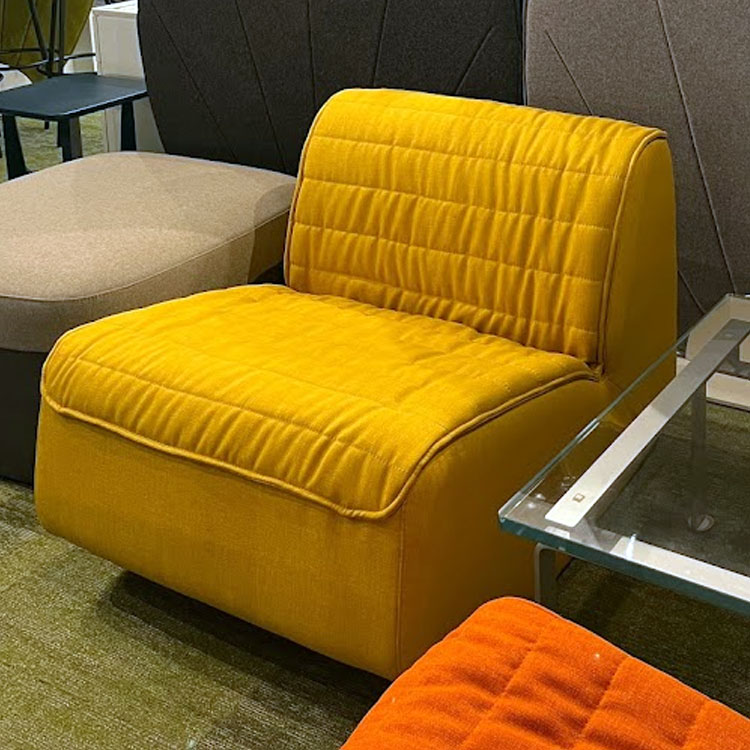 R6568 - The Yellow Hobby Horse Chair