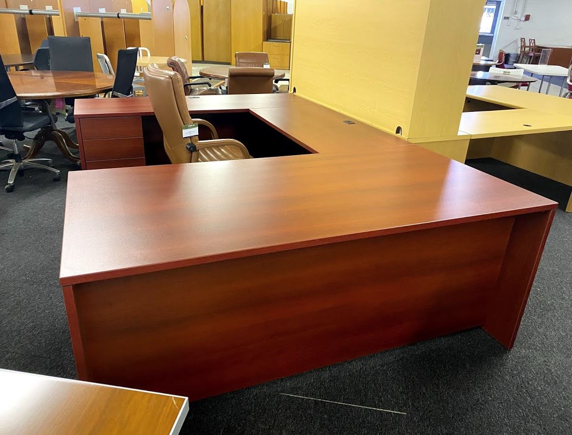 R6216 - U Shape Red Mahogany Laminate Desk