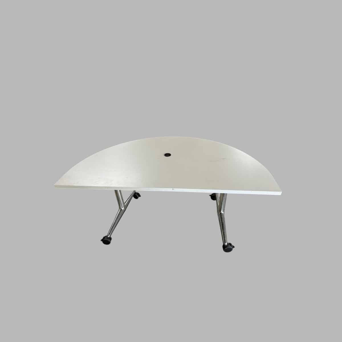 TT12066 - Coalesse D-Top Nesting Tables