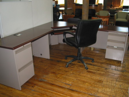 D1203 - Hon Freestanding Corner Units