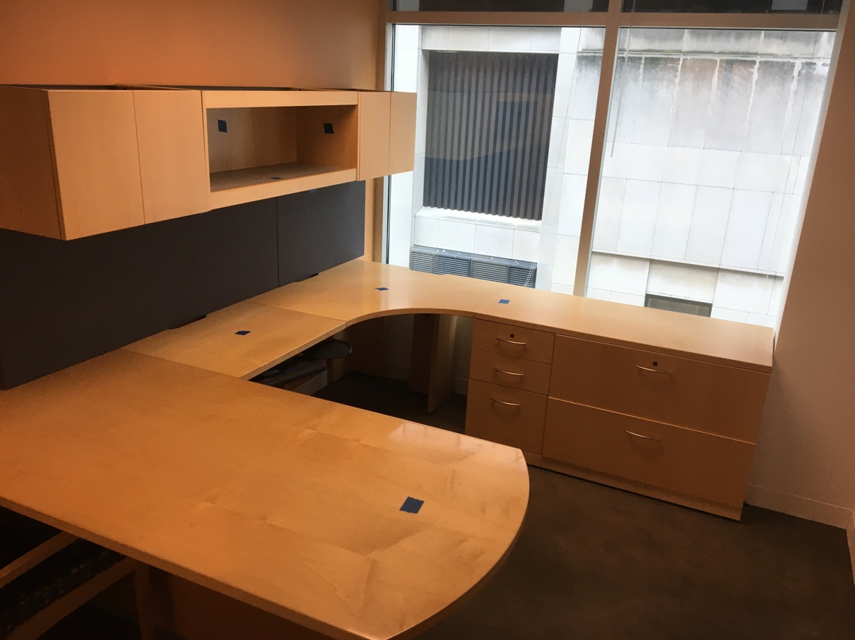 D12059C - Haworth Desk Sets