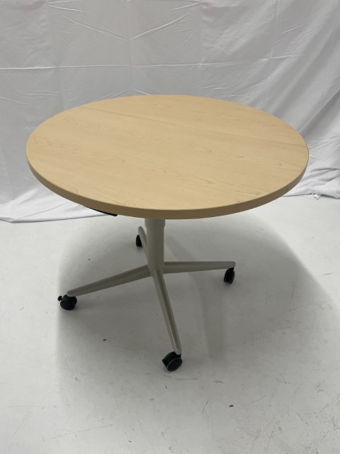 T12342 - Allsteel Round Tables