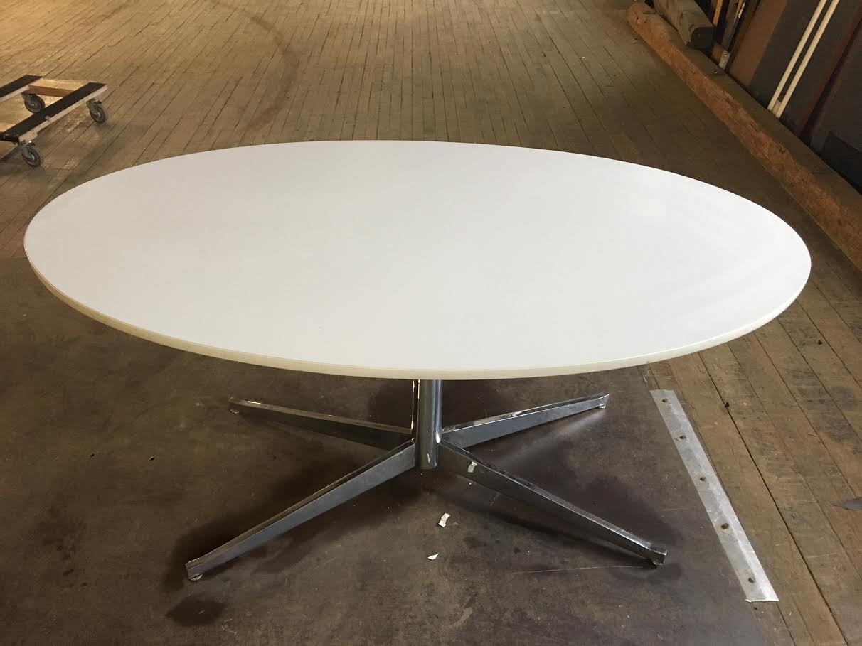 T9581C - Laminate Meeting Table