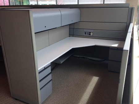 W3985 - Knoll Cubicles