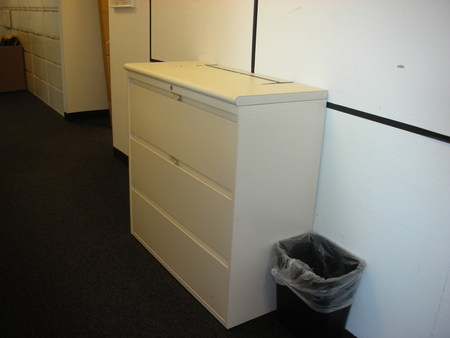 F1153 - Steelcase 3 drawer filing cabinets