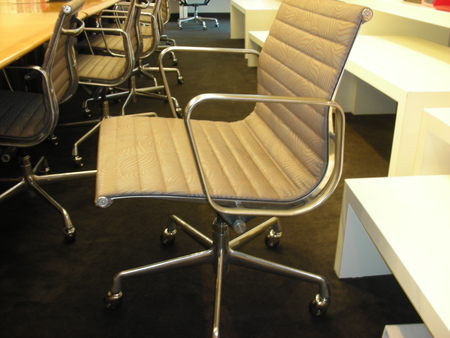 C1156 - Herman Miller Eames Chairs