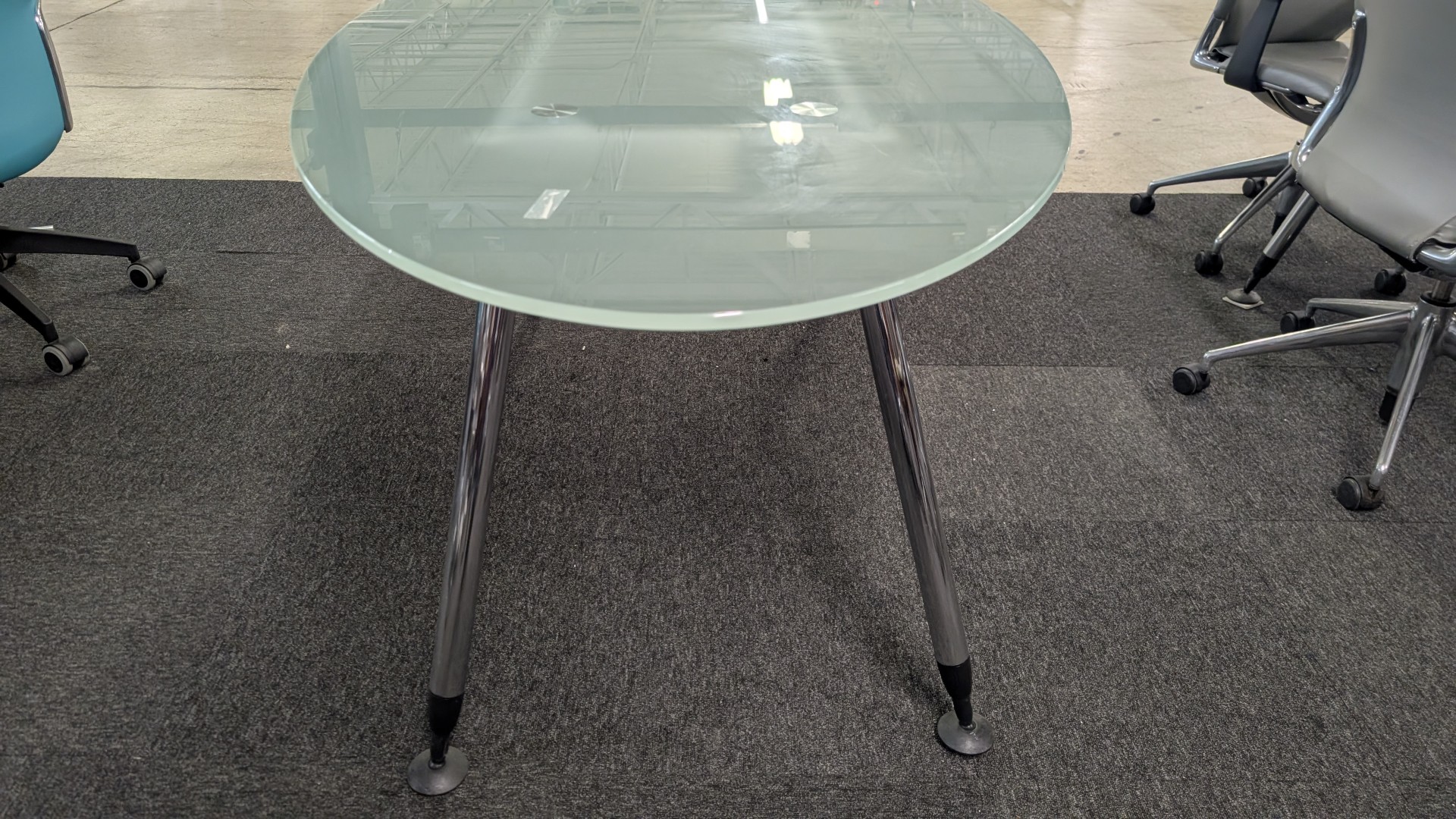 6' Glass Meeting Table