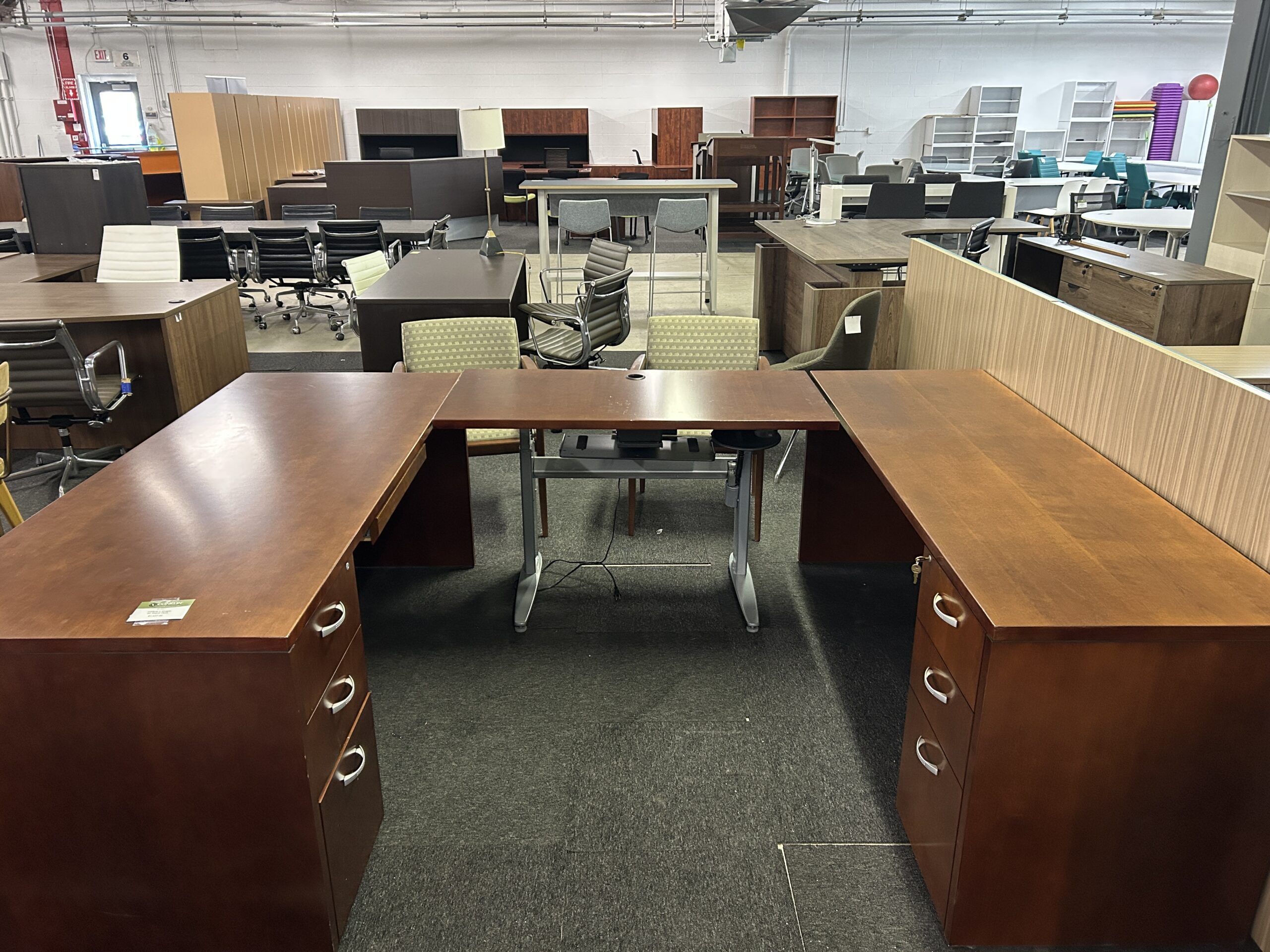Indiana U-Shape Sit Stand Desk