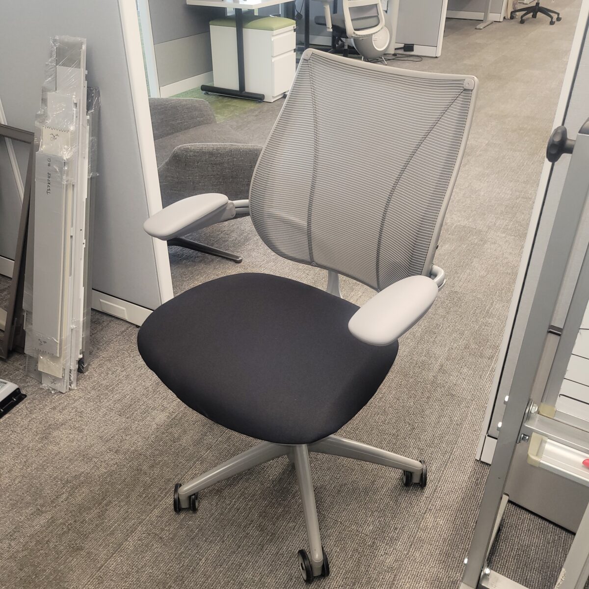 Humanscale Liberty Chairs photo