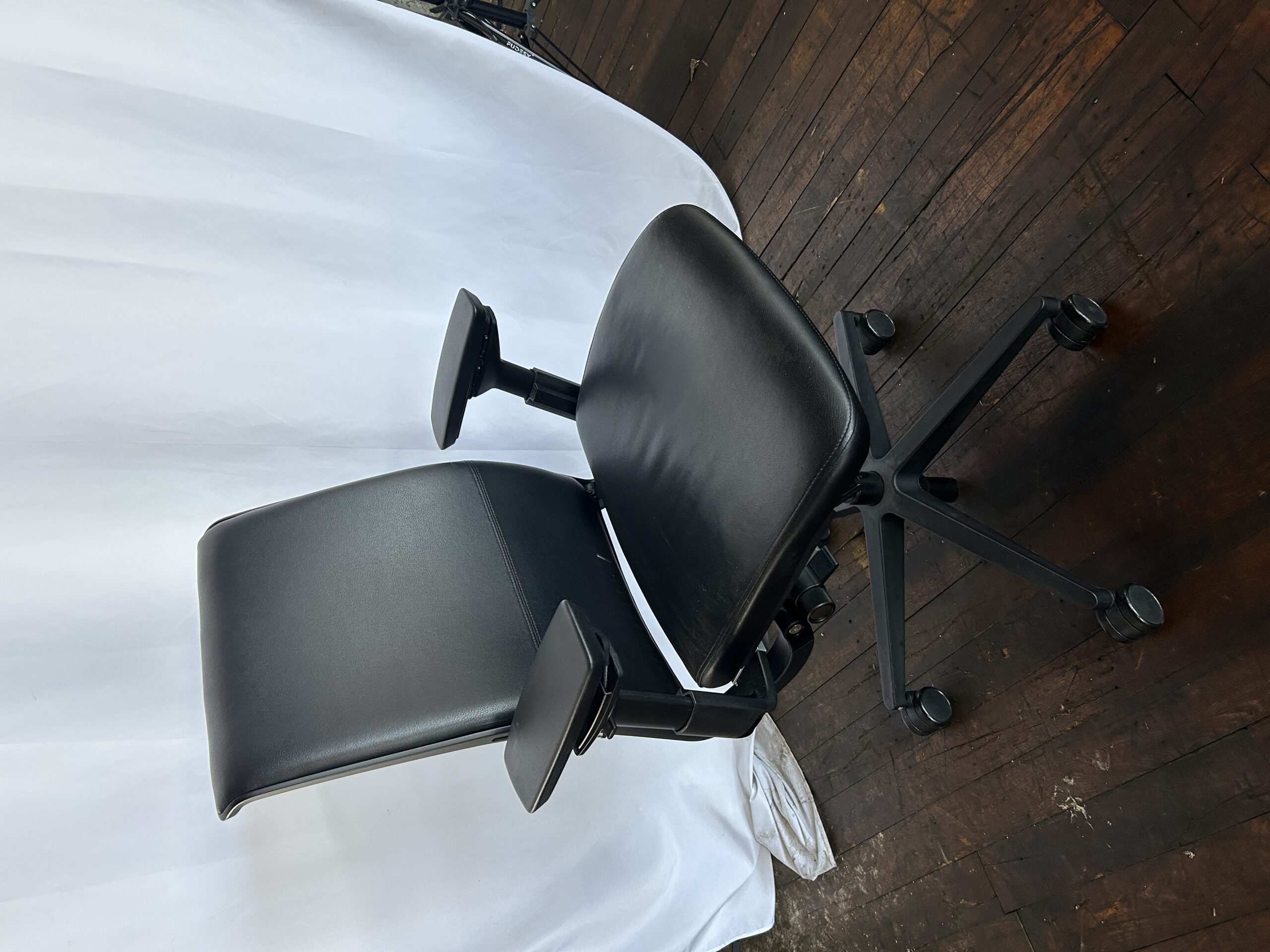 Steelcase Version 2 Think Chair