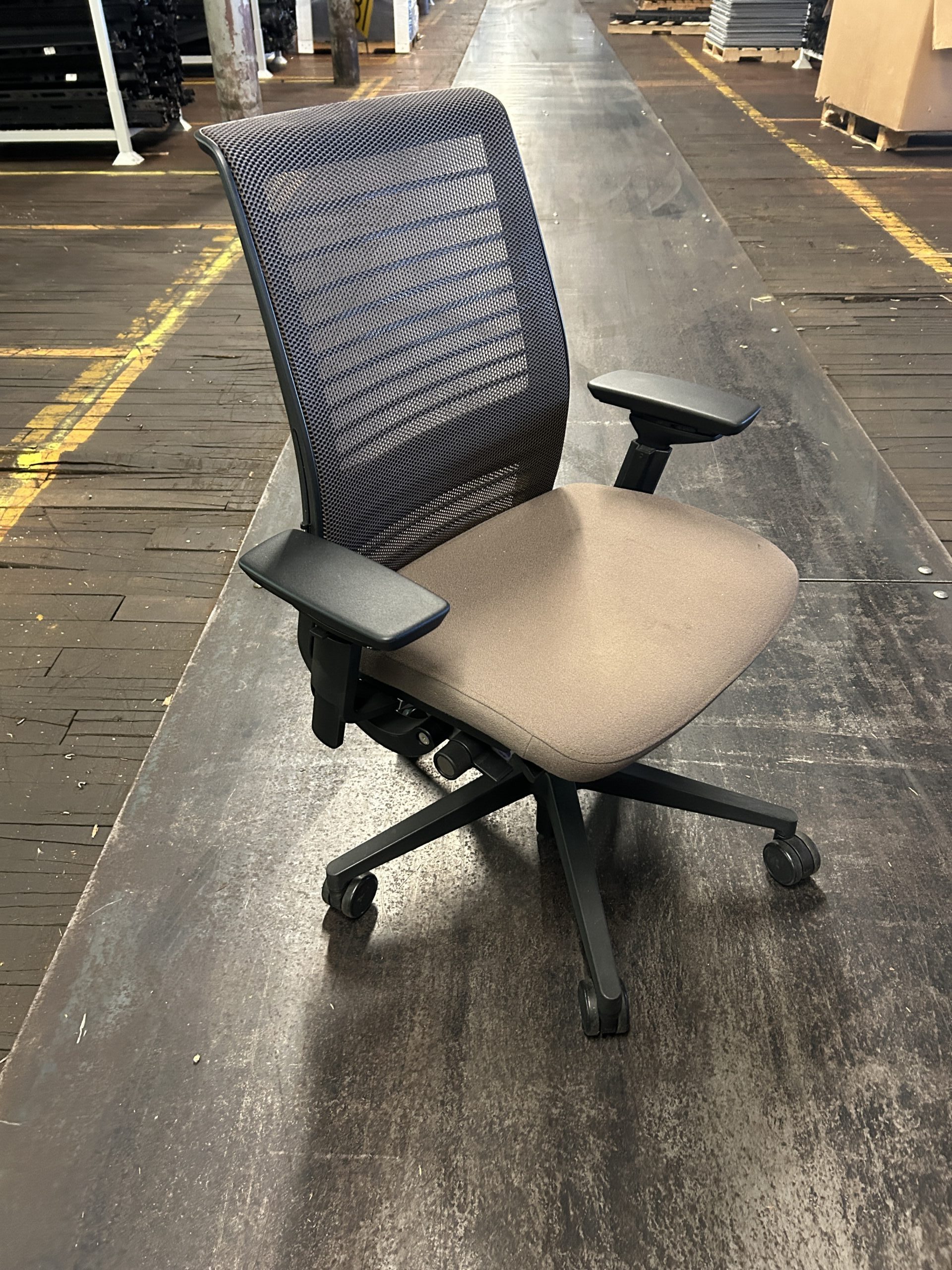 Steelcase Version 2 Think Chair