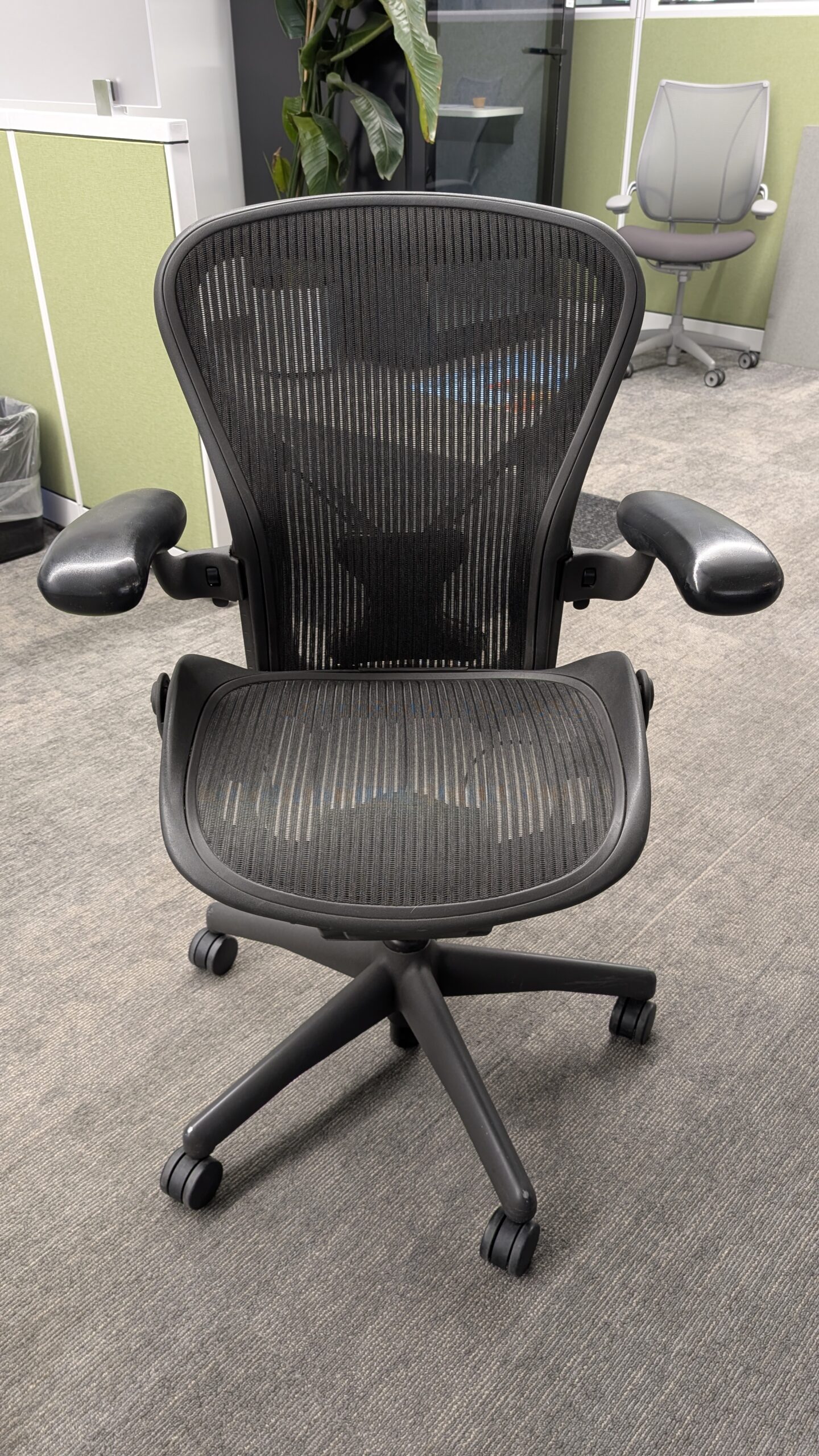 Herman Miller Aeron 2 Function (Posture Fit)