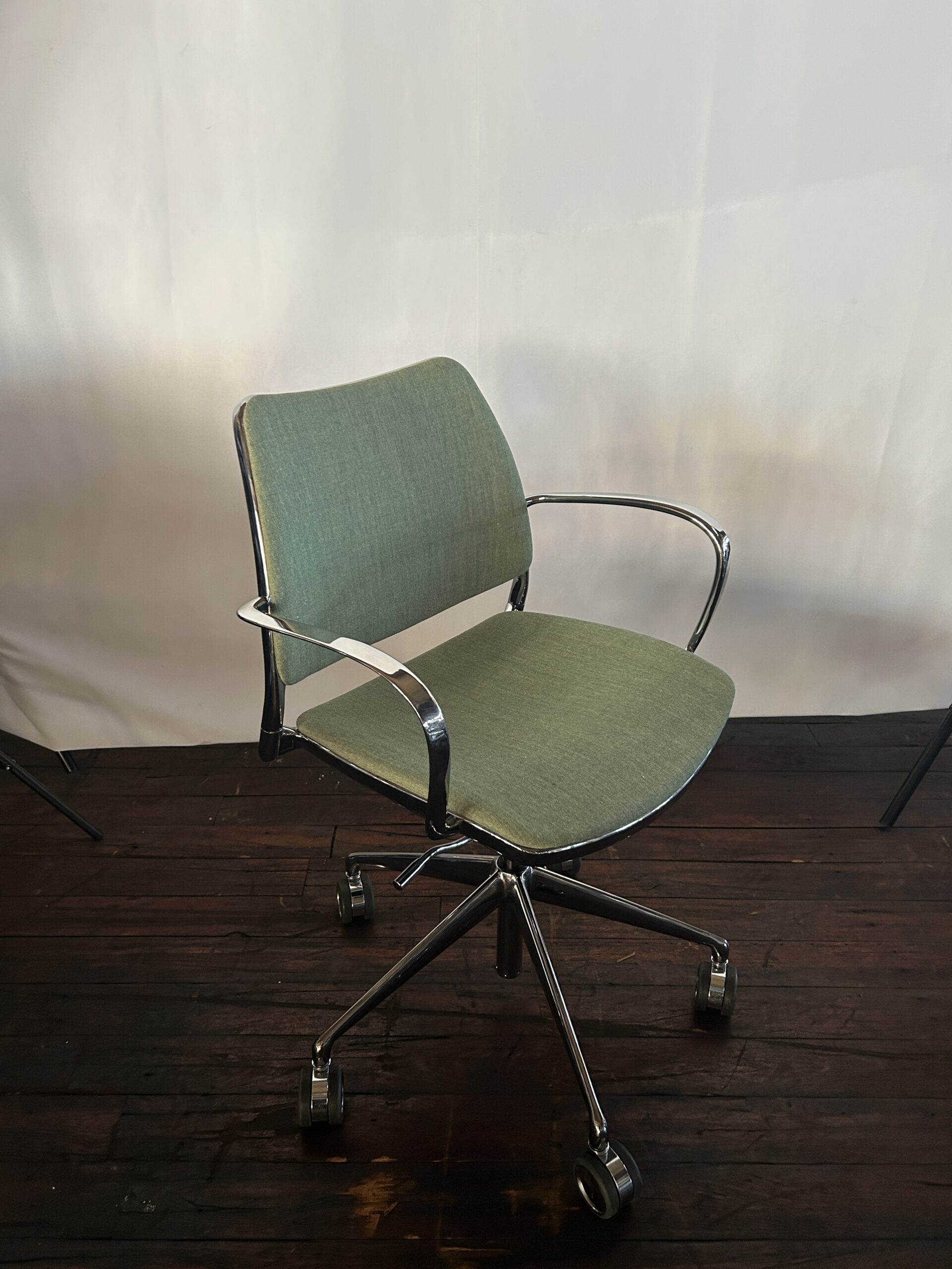 Green Stua Gas Tank Chair