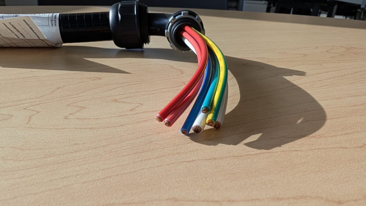 PXL 20251204 182146675