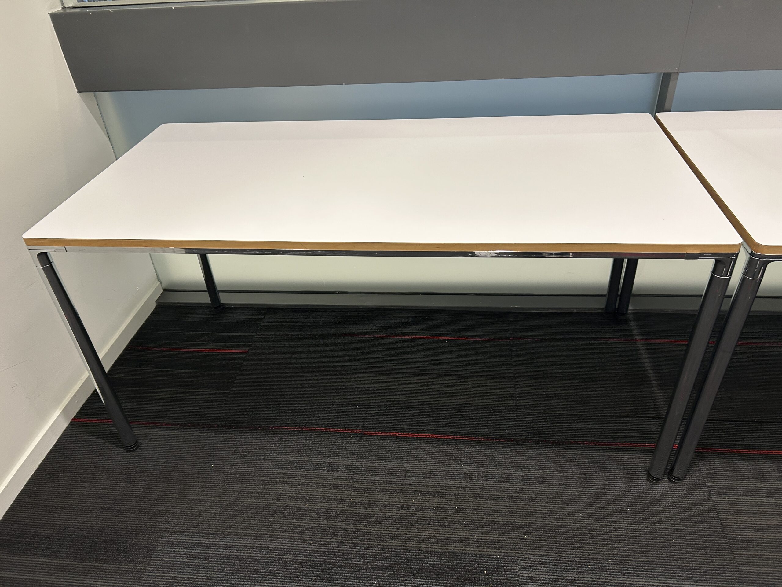 White Wilkhahn Laminate Table