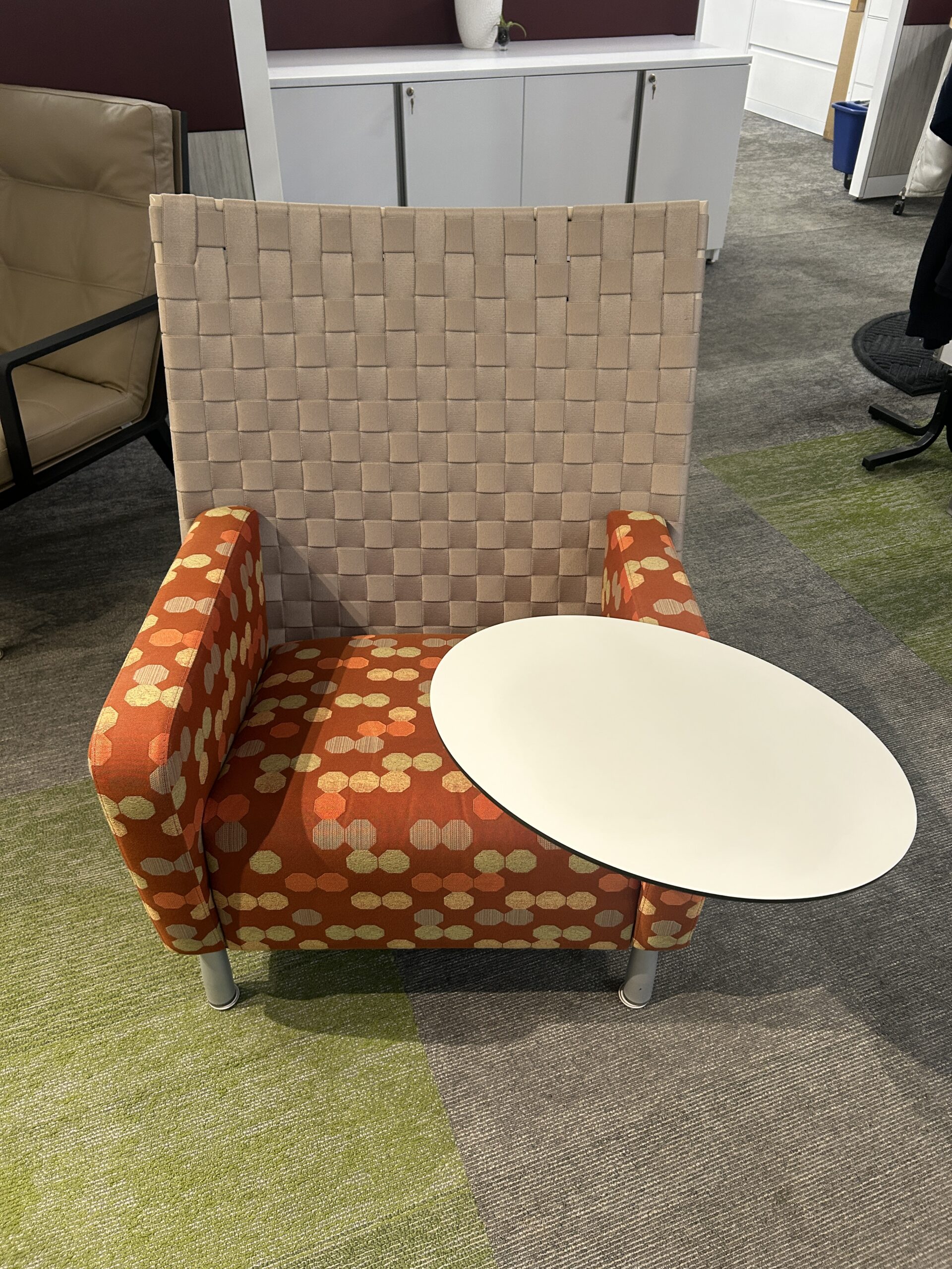 Davis Club Chair with Tablet Arm