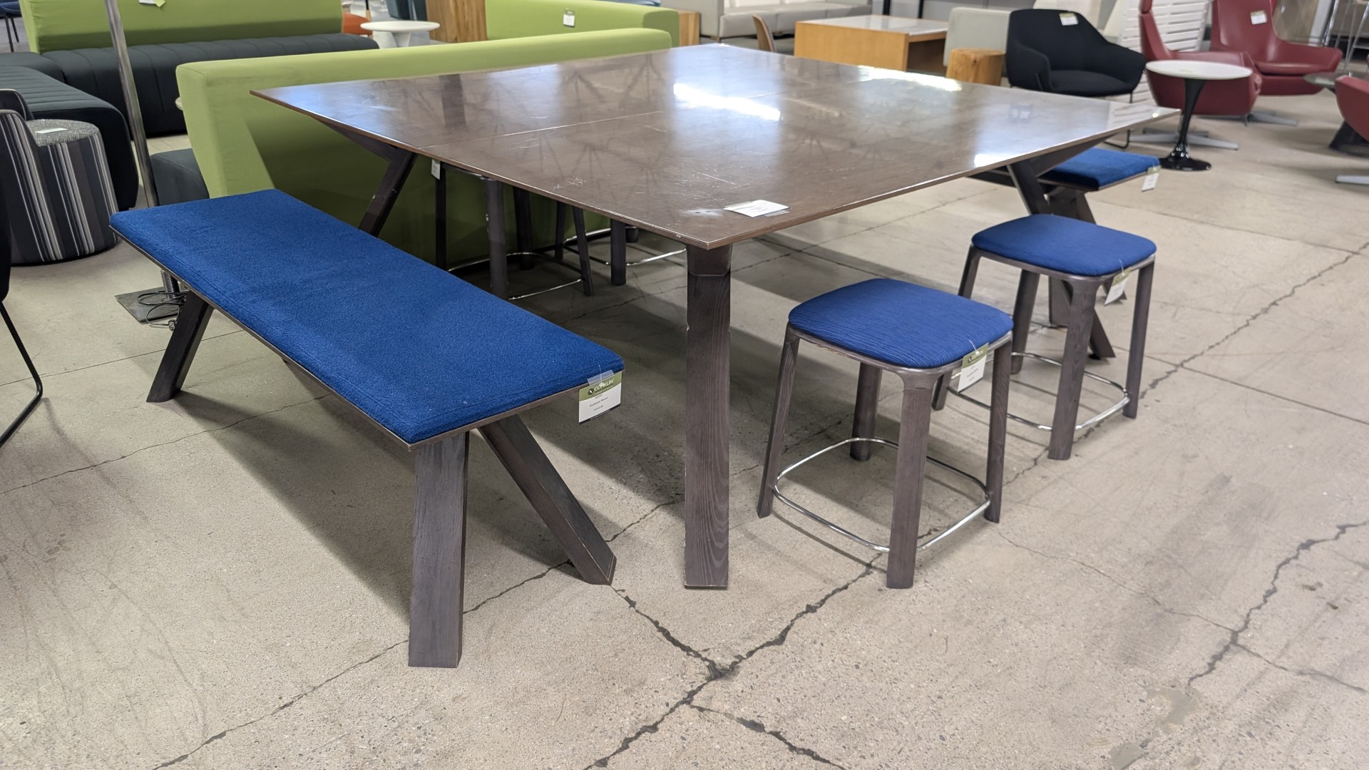 6x6 Meeting Table
