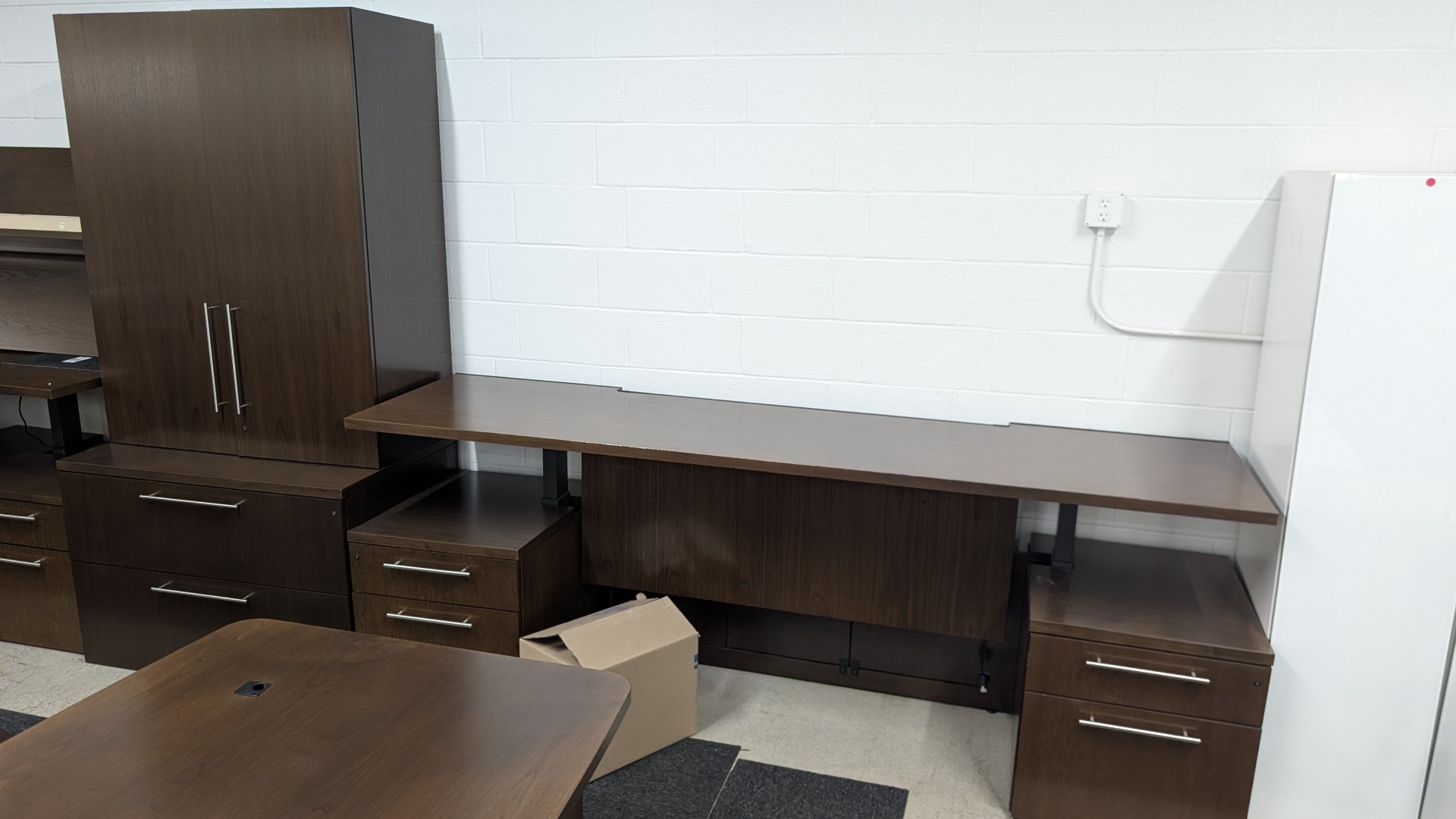 Geiger Executive Desk Sets