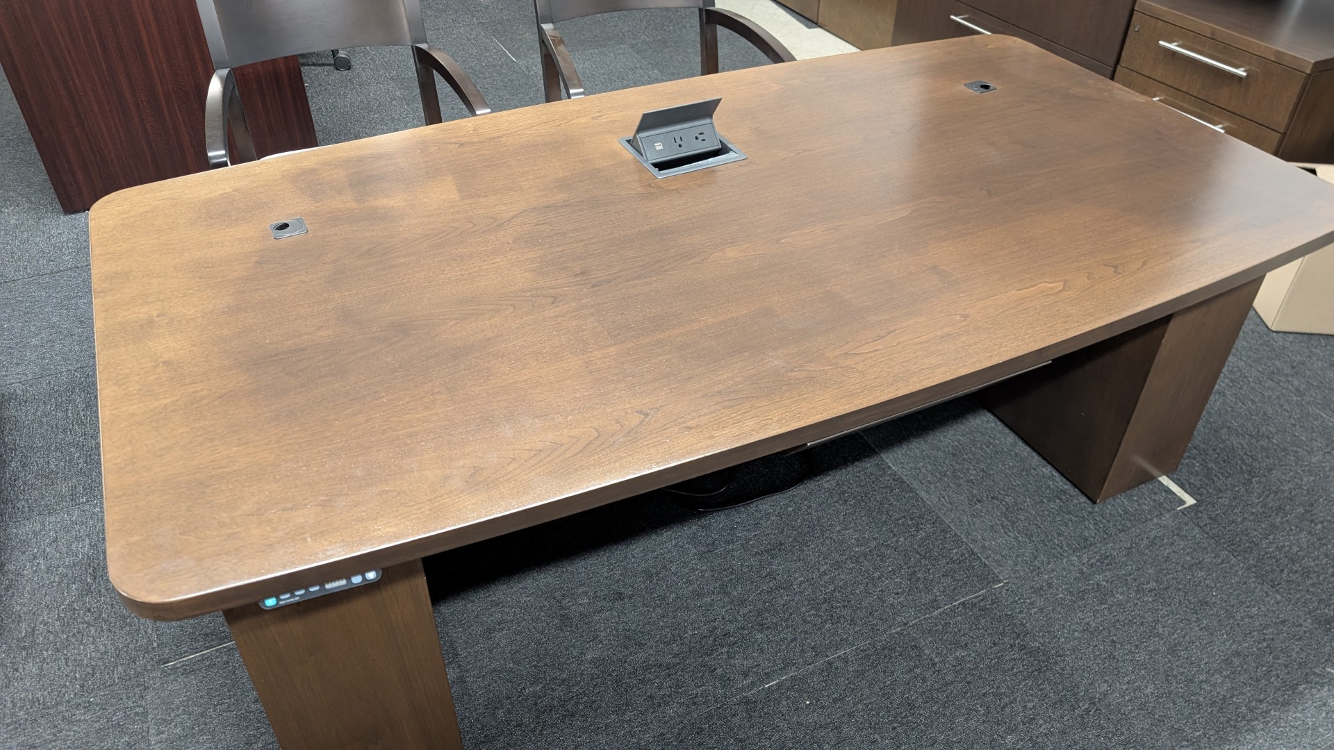 Geiger Executive Desk Sets