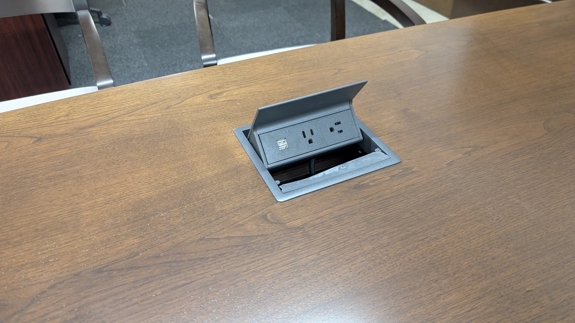 Geiger Executive Desk Sets