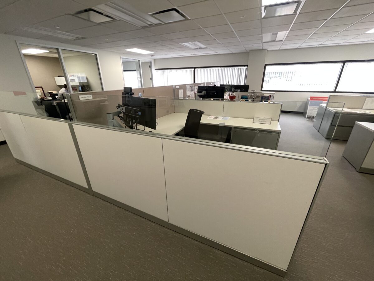 Steelcase Answer Glass Panel Workstations photo