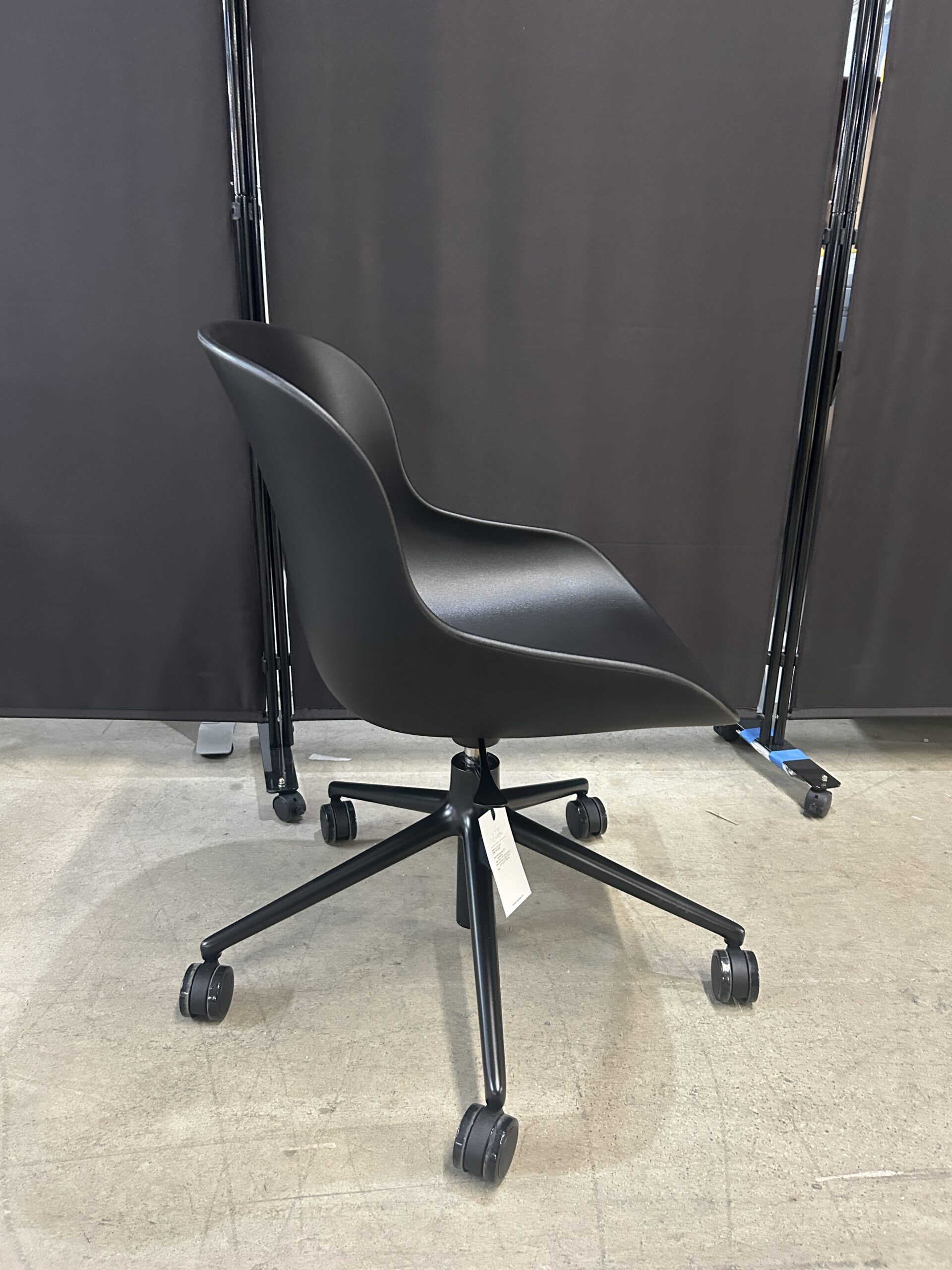 Black Swivel Task Chair