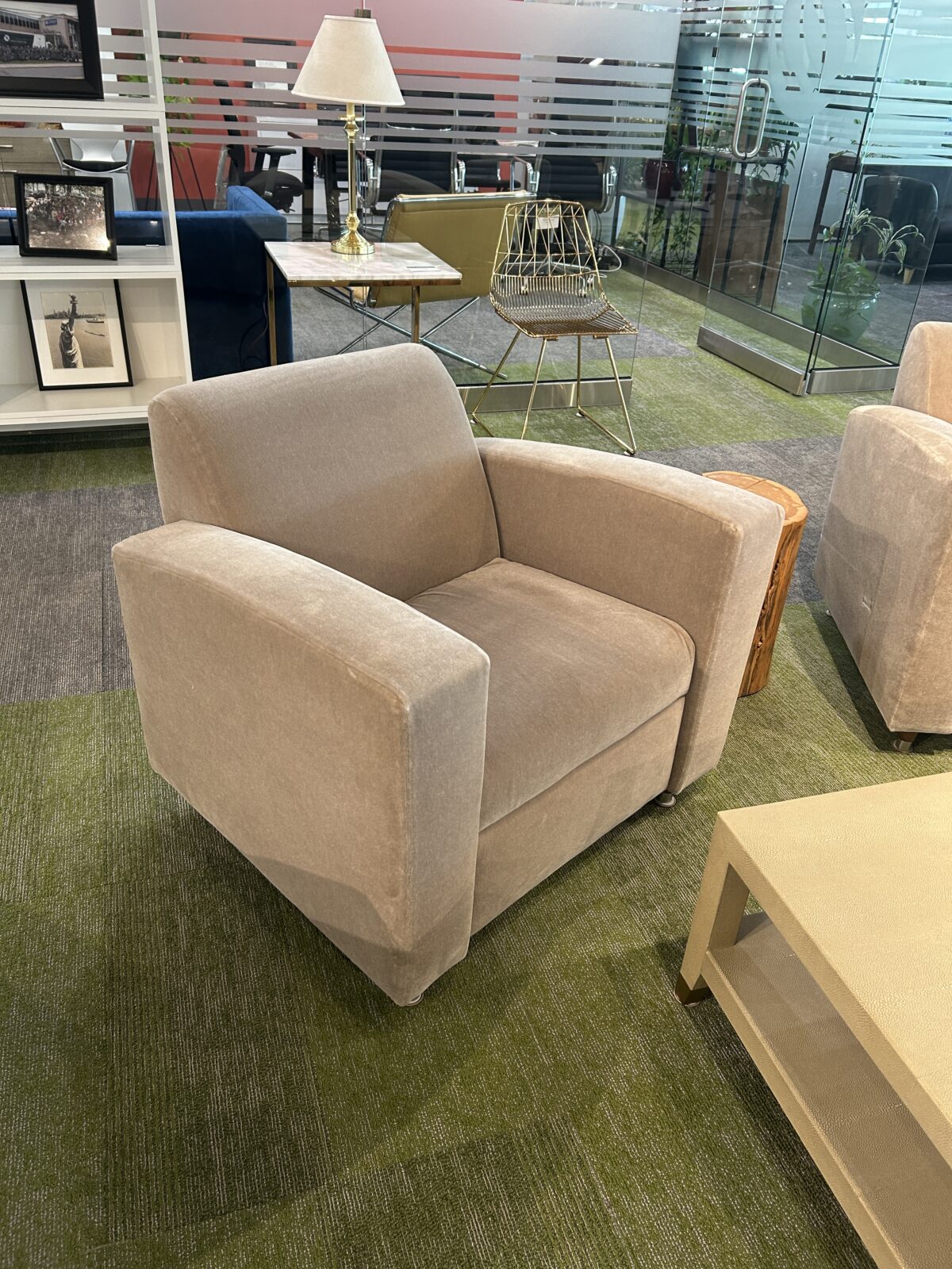 Bernhardt Beige Lounge Chair photo