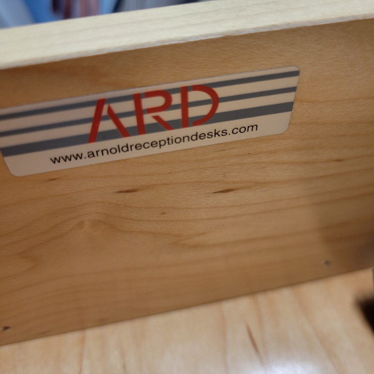 Arnold L-Shape Desk photo