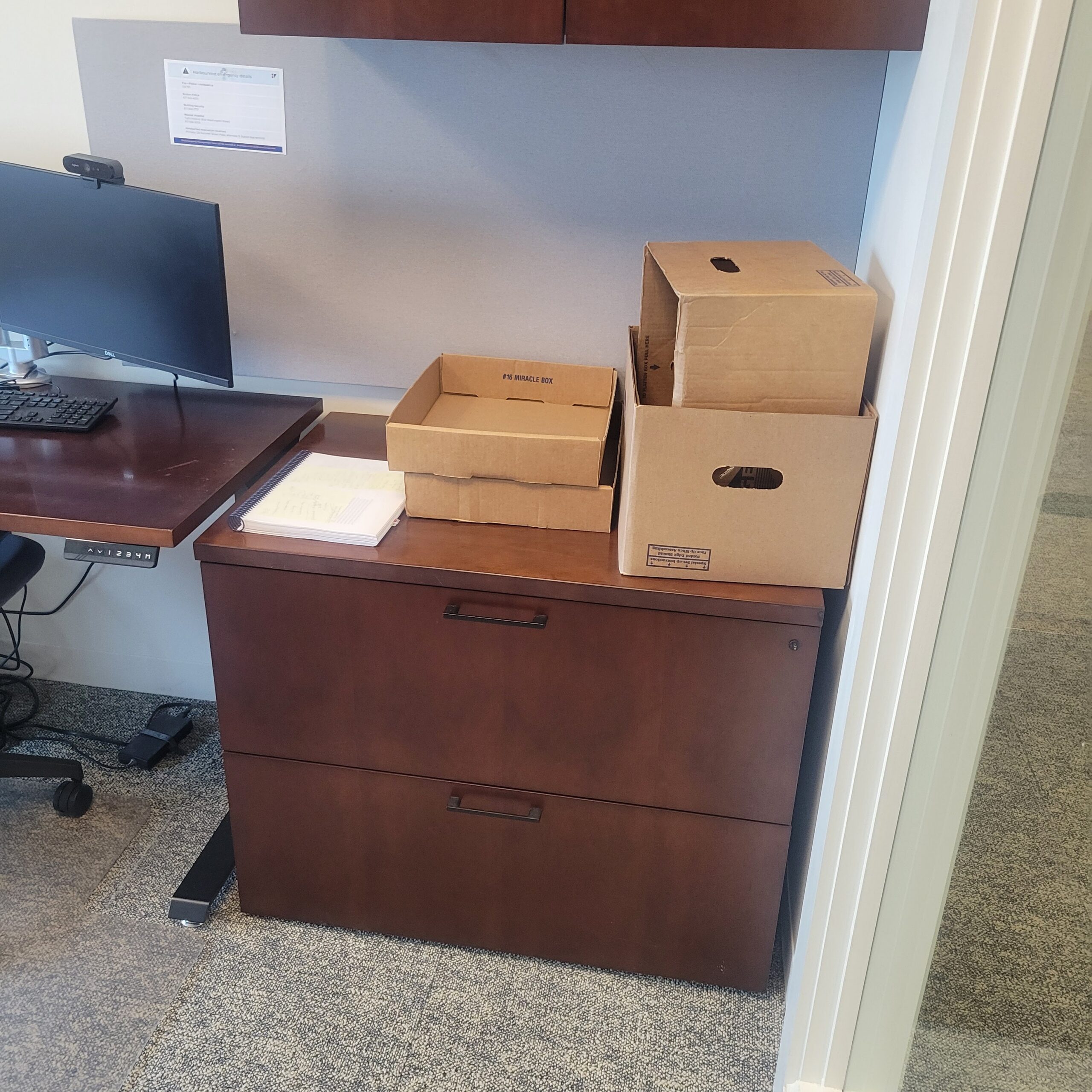 Gunlocke Sit-Stand Desk with Mobile Ped