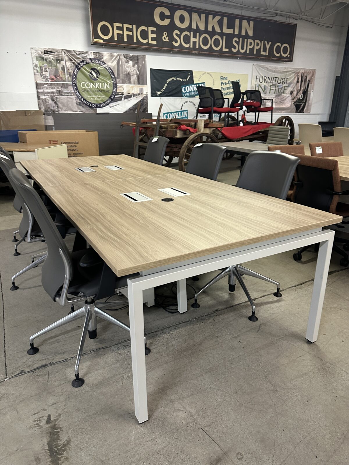 10&prime; x 4&prime; Laminate Conference Table photo