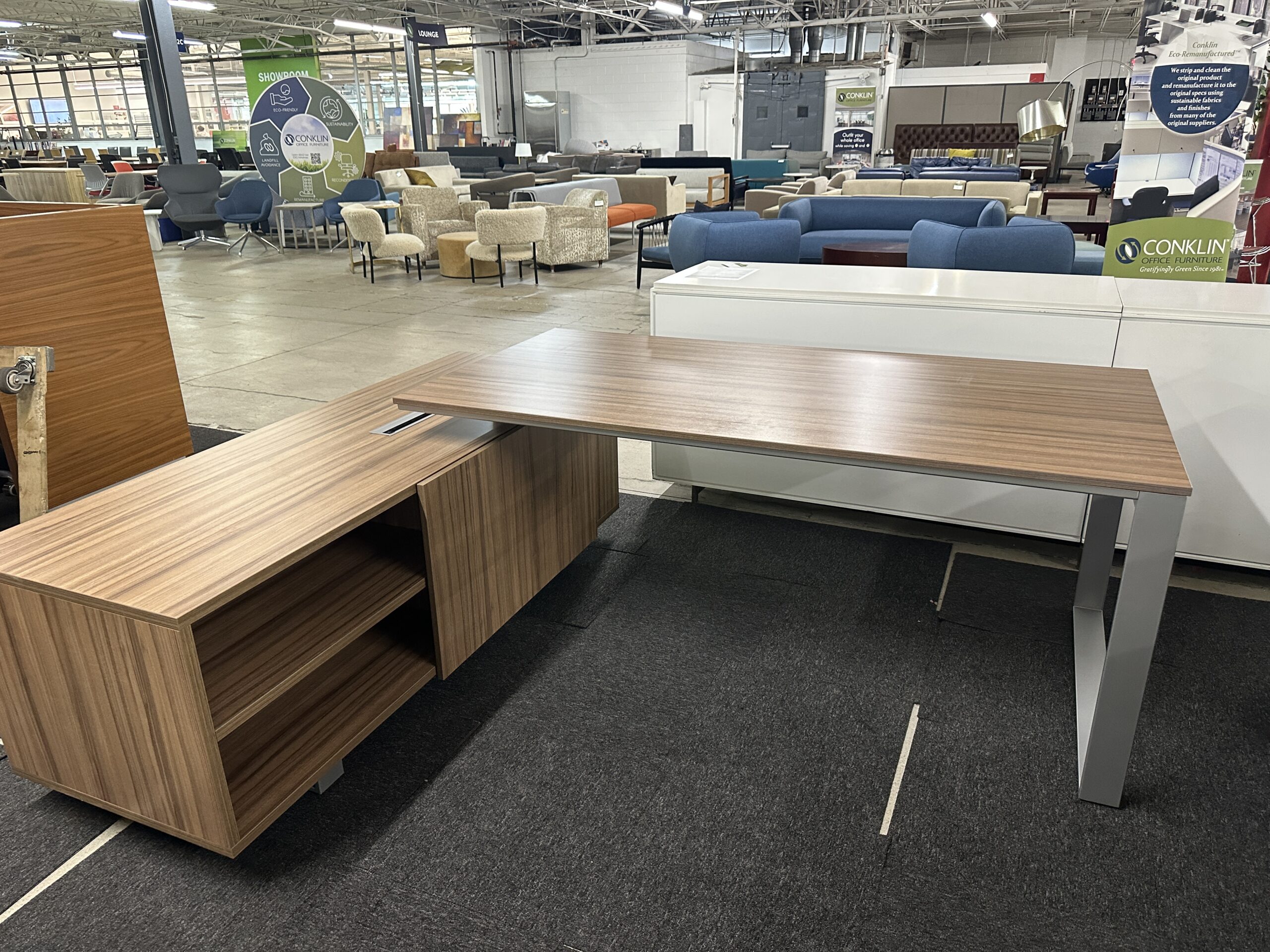 L-Shaped Executive Desk Set
