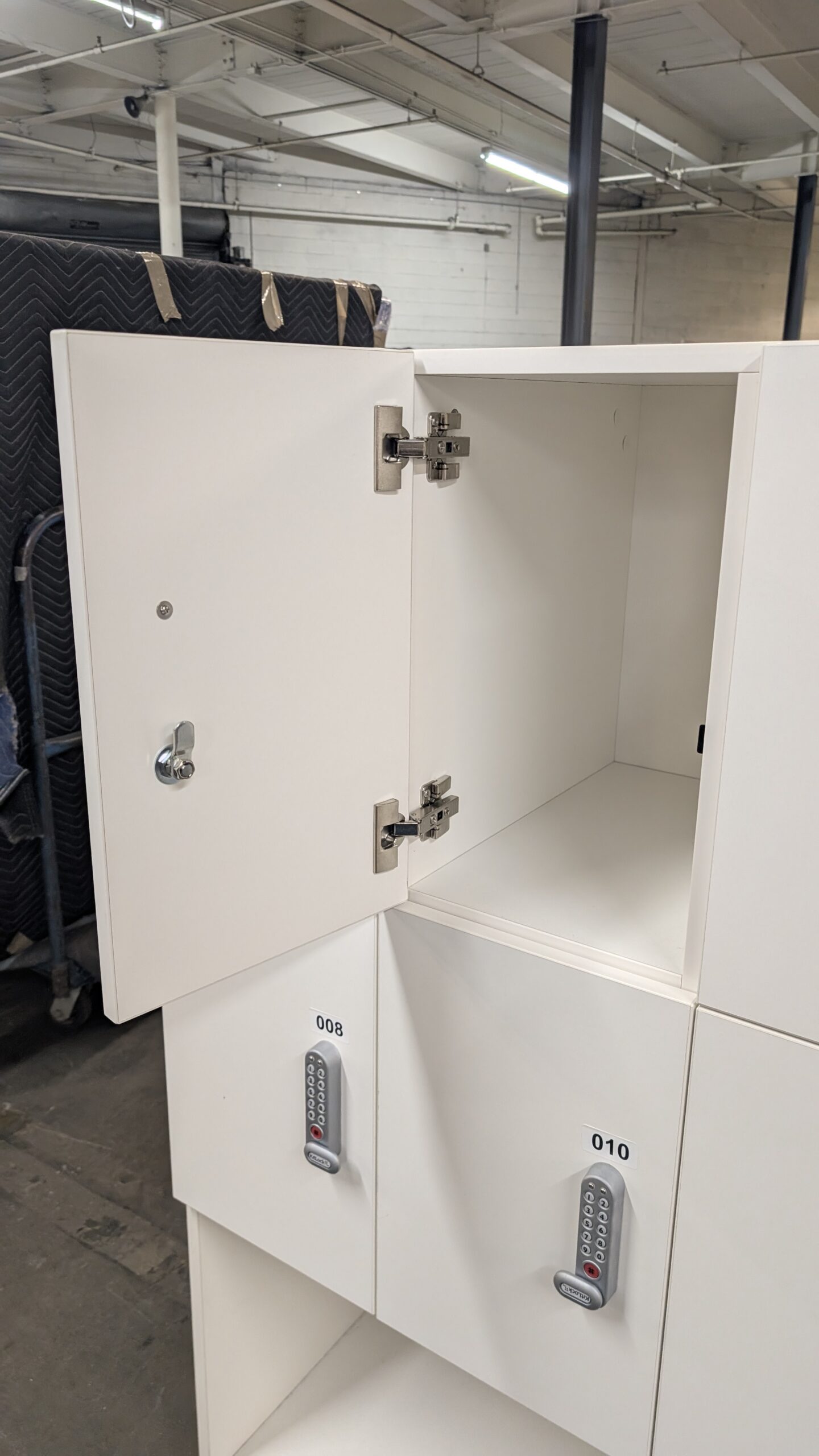 6-Compartment Laminate Lockers